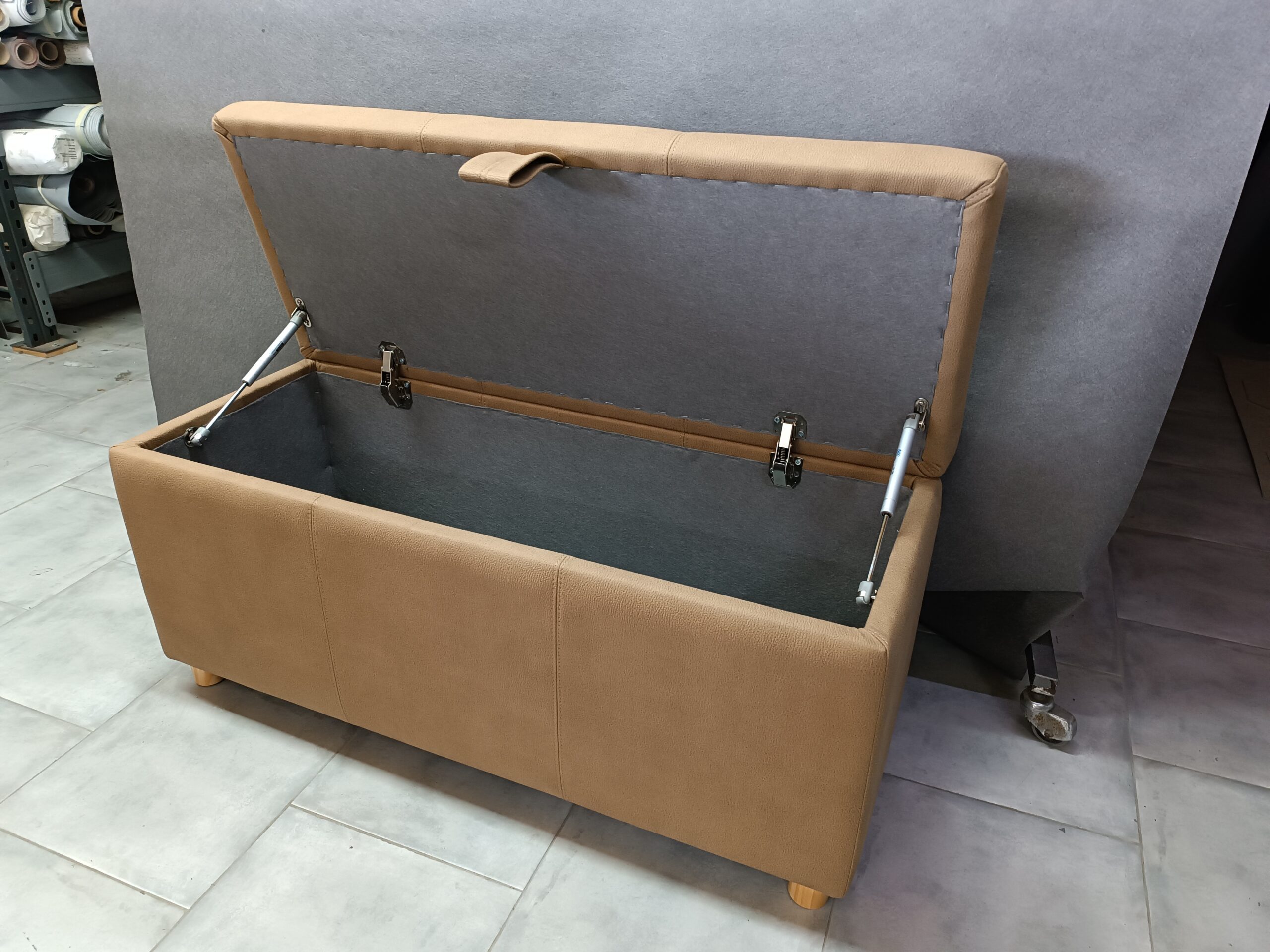 BANQUETA MARTE (3)